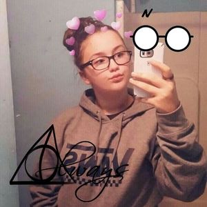 Meet your Posher, Cora